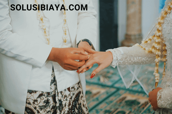 berhutang untuk menikah